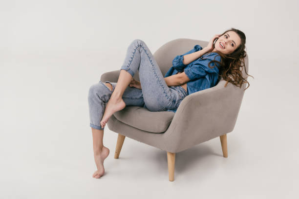 sebigaz.ro | Tendințe Denim pentru Femeile Peste 40 de Ani: Comfort și Stil Într-o Garderobă Modernă